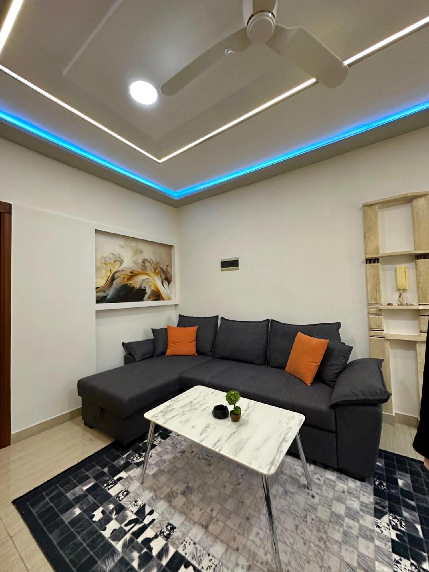 Sea View Apartament. Luxury Area In Durres Beach. Apartment Exterior photo