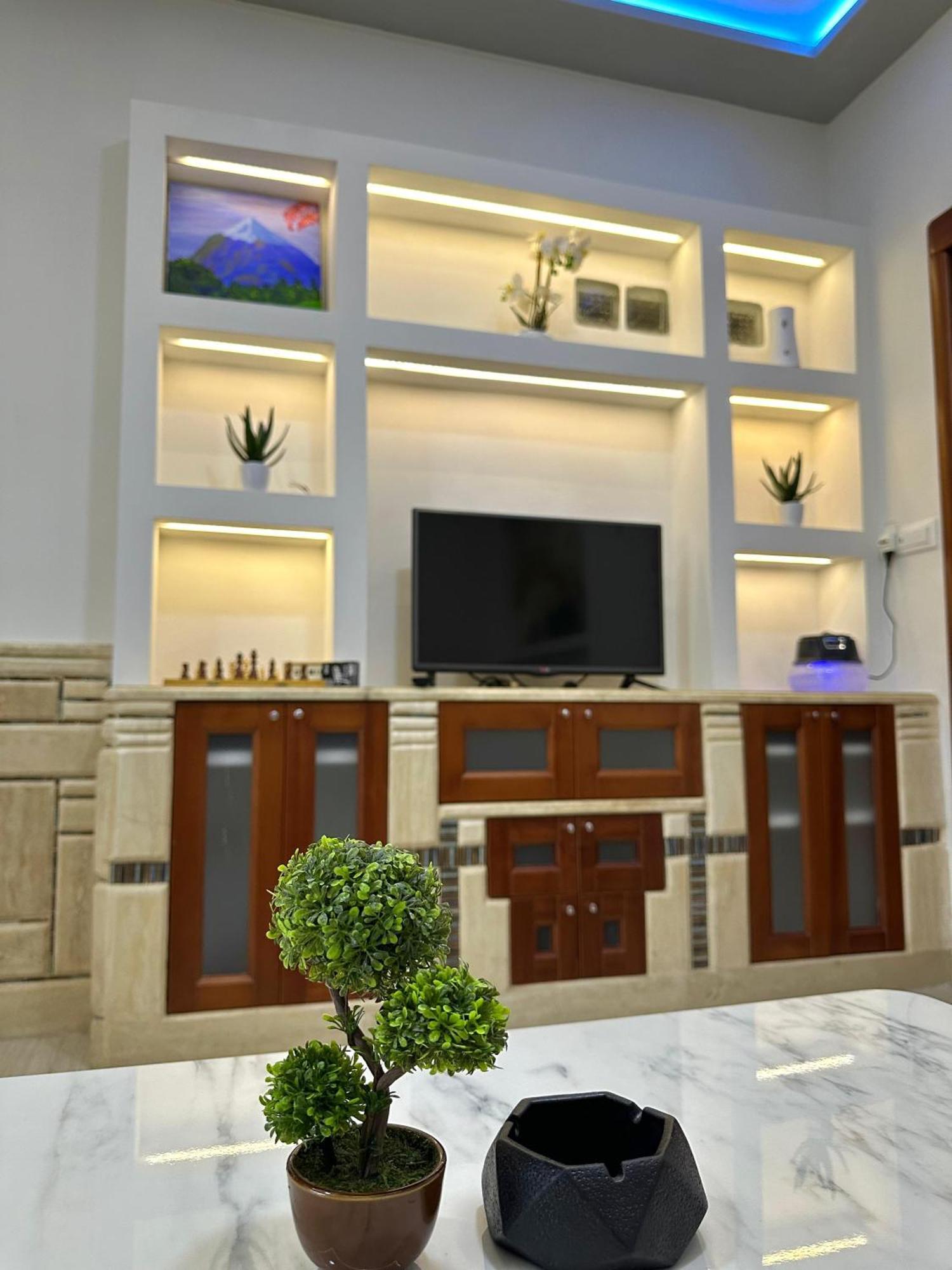 Sea View Apartament. Luxury Area In Durres Beach. Apartment Exterior photo