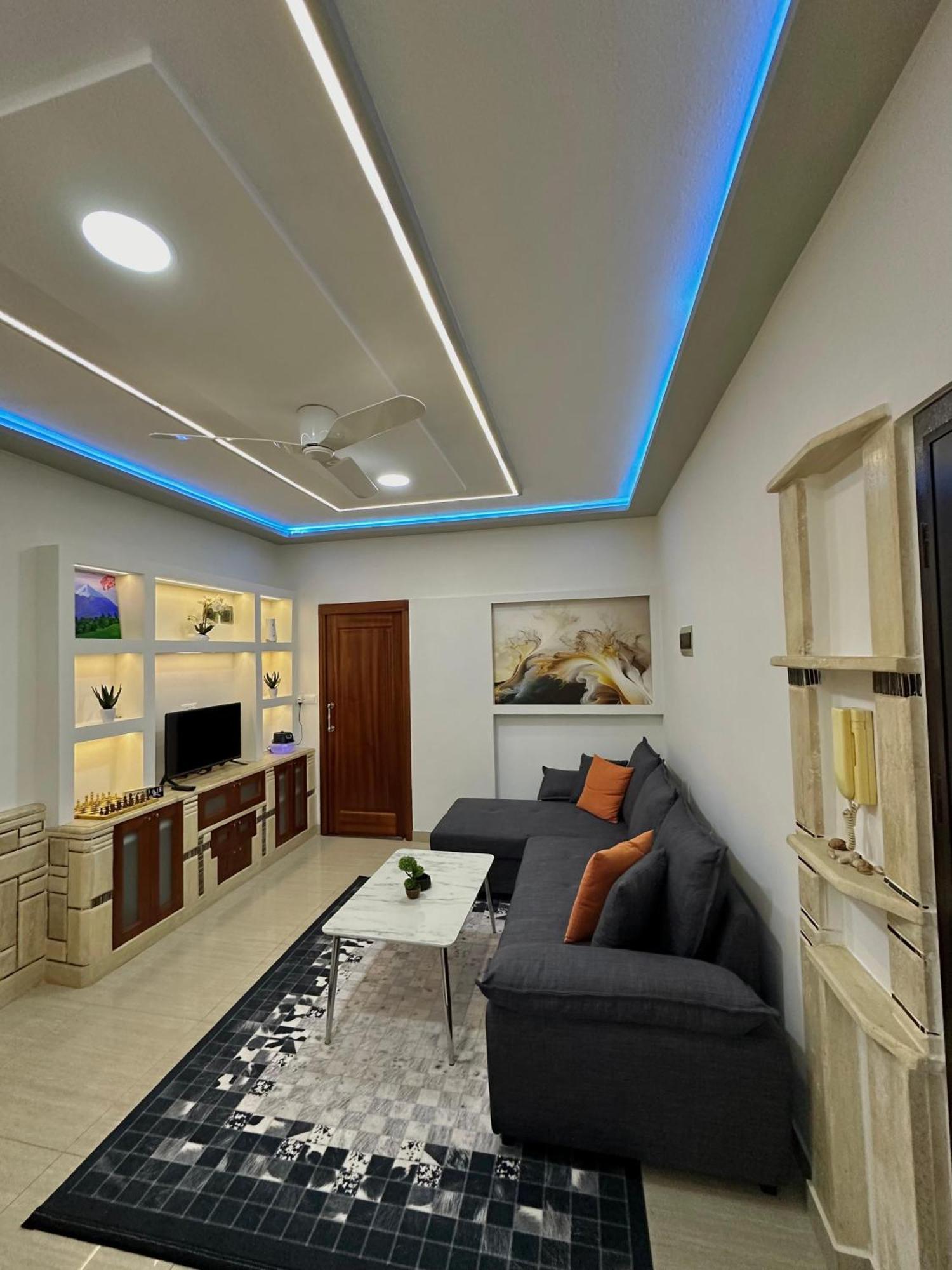 Sea View Apartament. Luxury Area In Durres Beach. Apartment Exterior photo