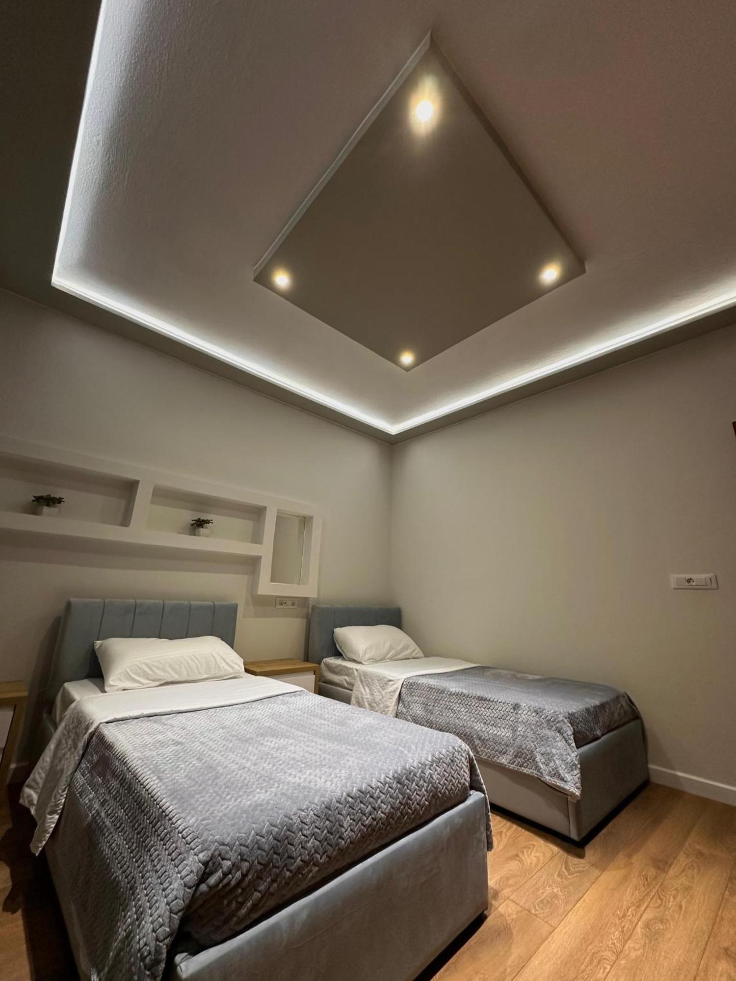 Sea View Apartament. Luxury Area In Durres Beach. Apartment Exterior photo