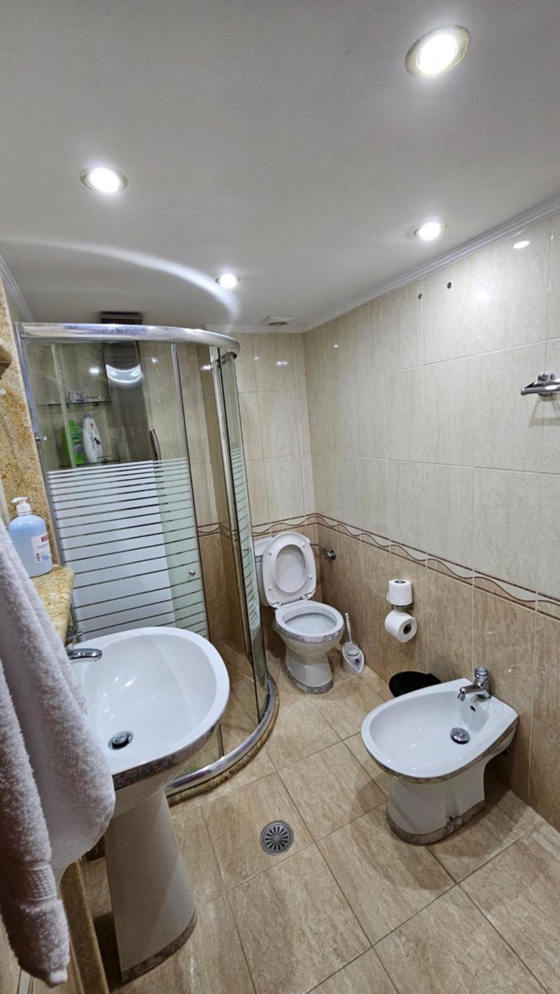 Sea View Apartament. Luxury Area In Durres Beach. Apartment Exterior photo